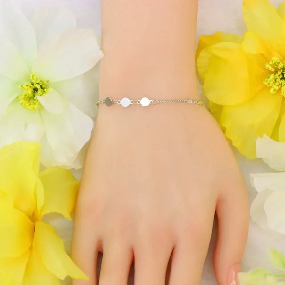 Minimalist Bracelet, Sleek & Modern Design, Women’s Fashion, YC110309-B - Picture 2 of 10
